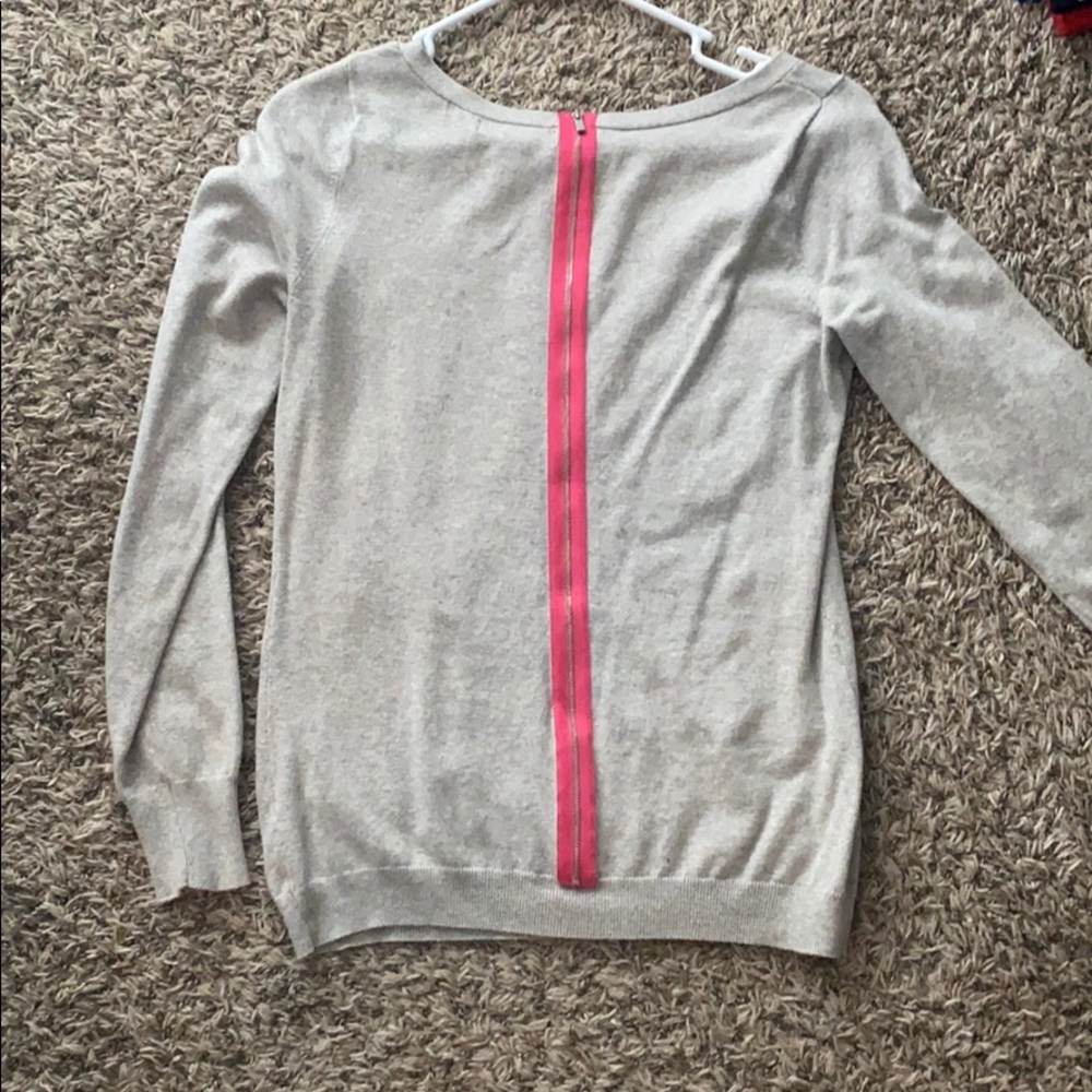 Banana republic heather grey sweater